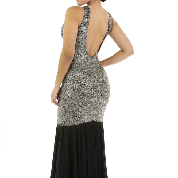 🧜🏼‍♀️Mermaid Maxi gown - Picture 2 of 8